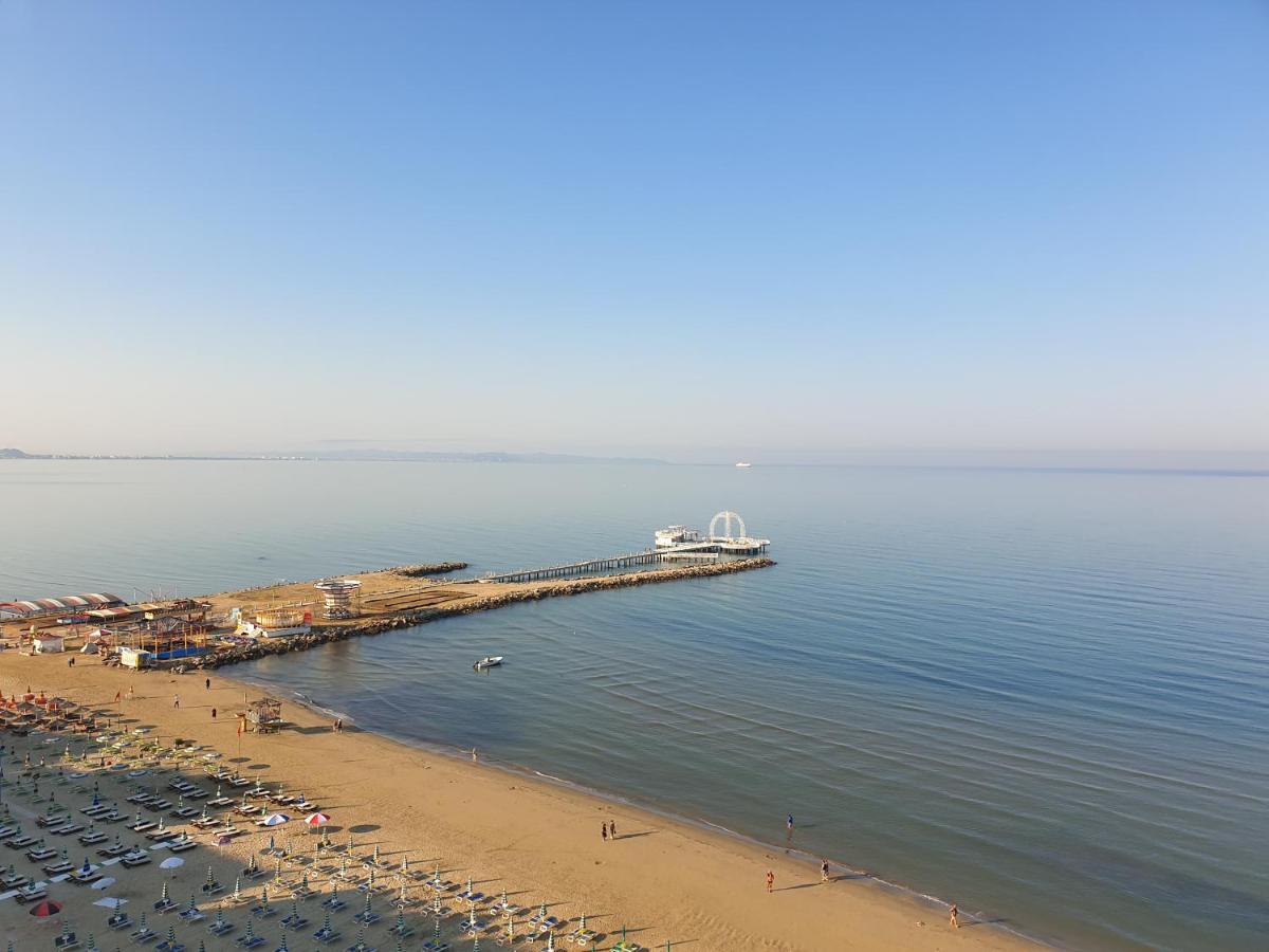 Perandor Beach Durrës Extérieur photo
