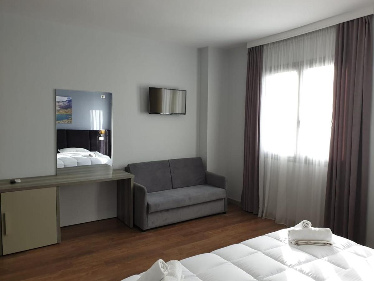 Perandor Beach Durrës Extérieur photo