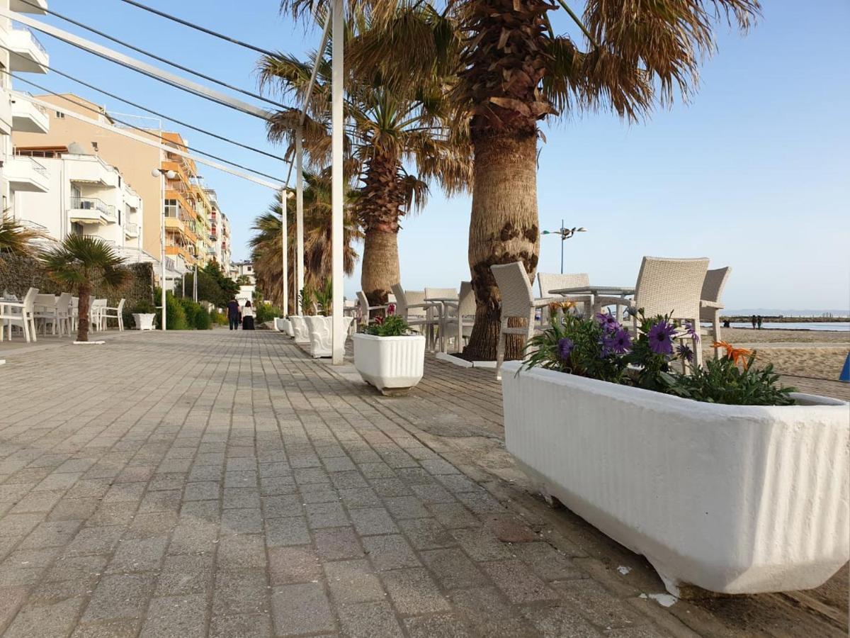 Perandor Beach Durrës Extérieur photo