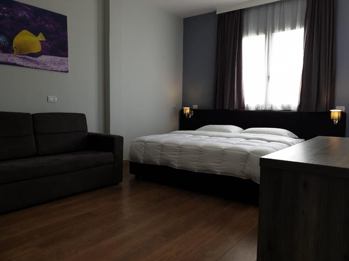 Perandor Beach Durrës Extérieur photo