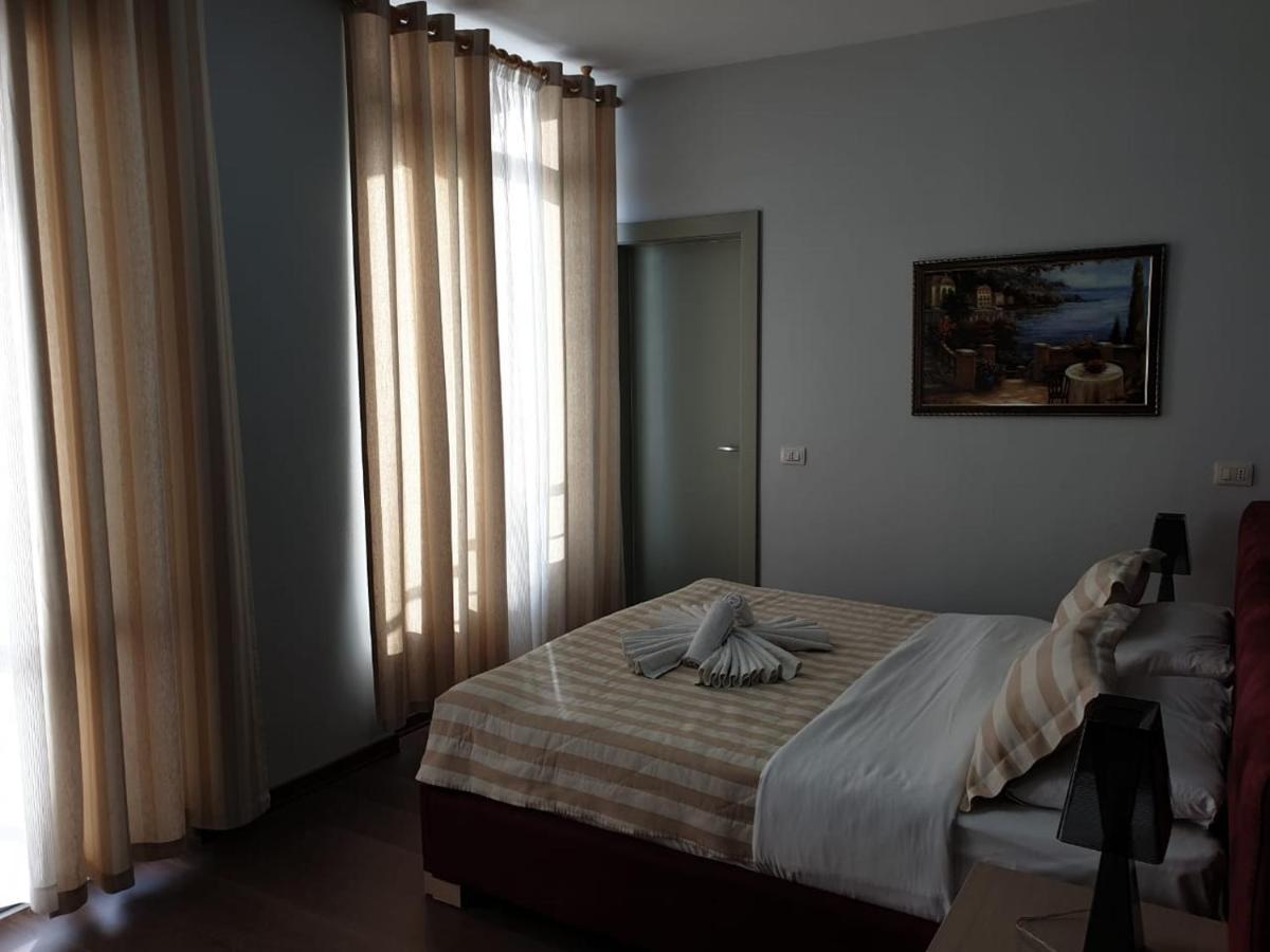 Perandor Beach Durrës Extérieur photo