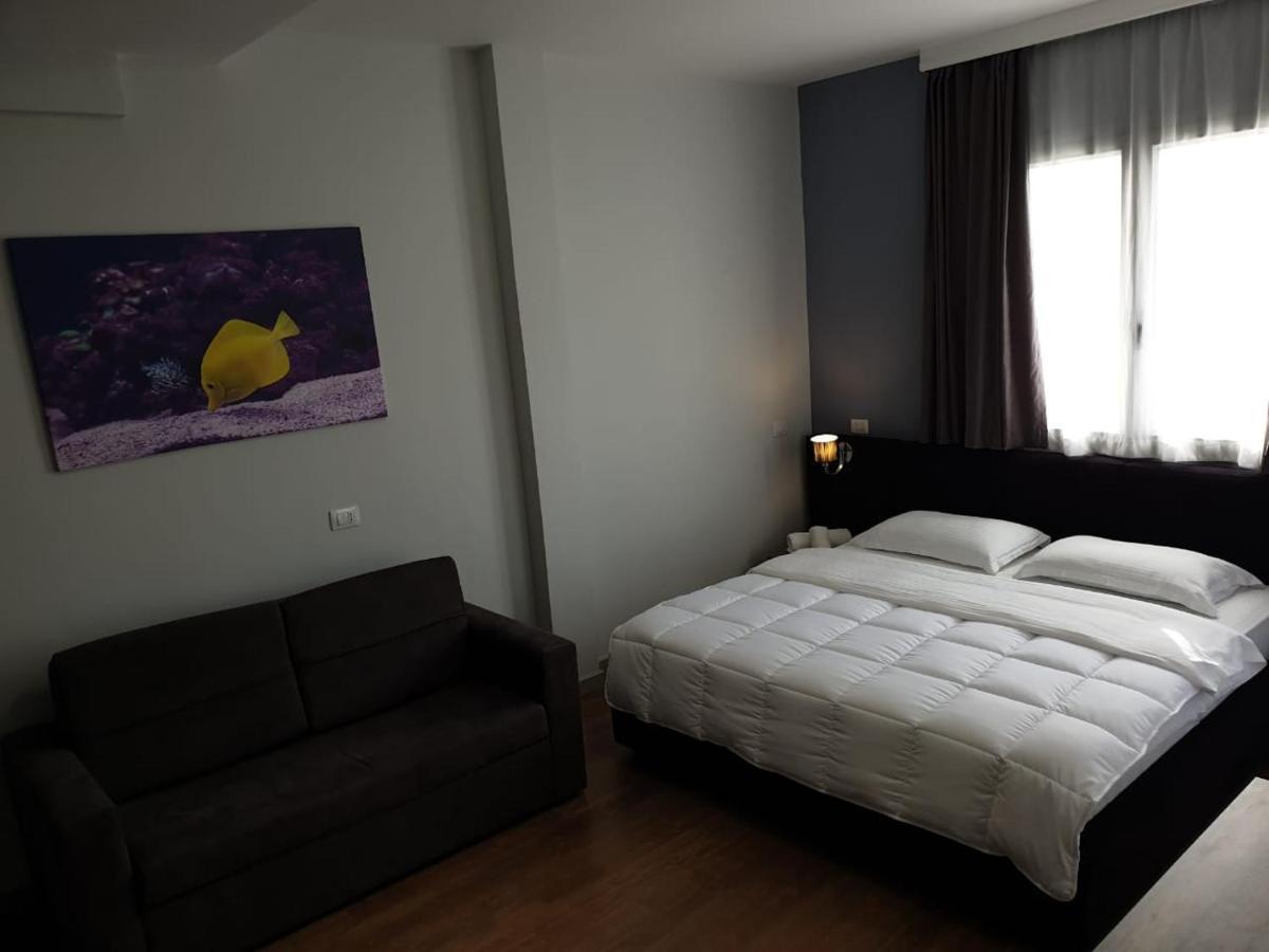Perandor Beach Durrës Extérieur photo