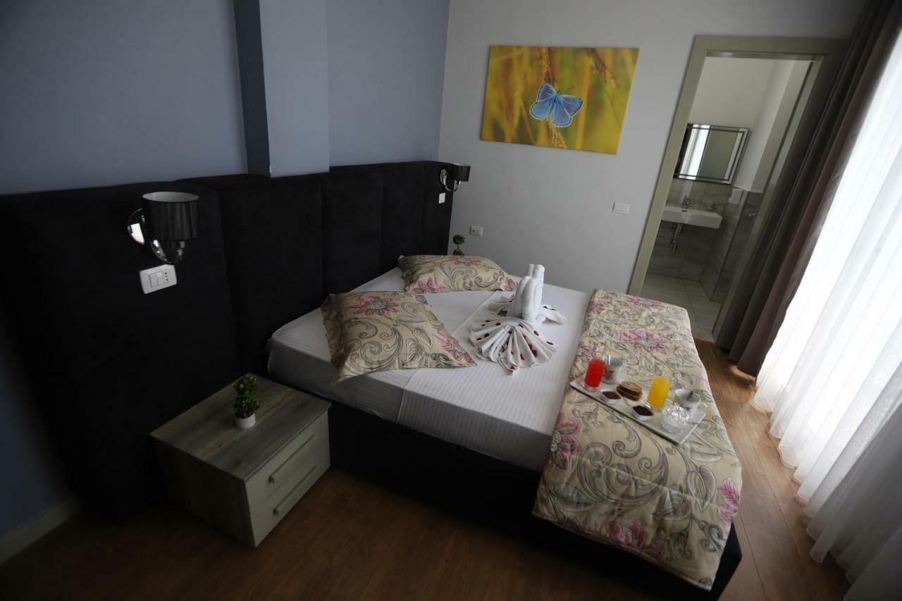 Perandor Beach Durrës Extérieur photo