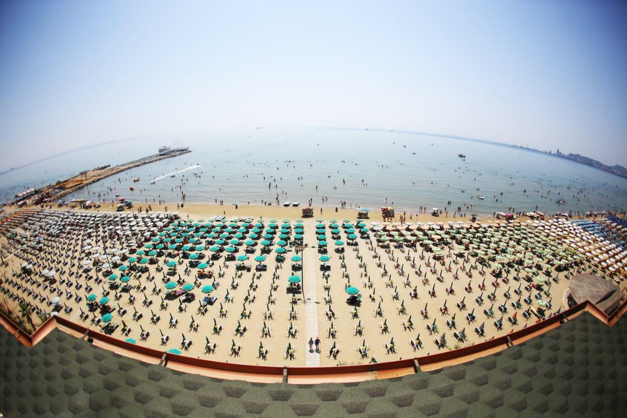 Perandor Beach Durrës Extérieur photo